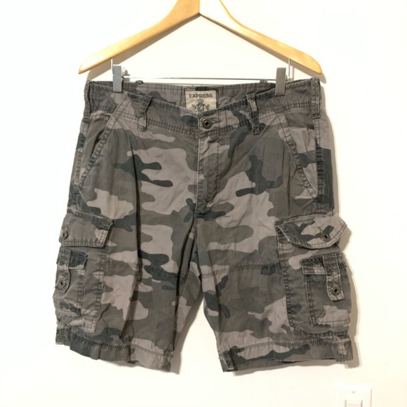 Express Other - Men’s Express Cargo Camouflage Shorts 34 Gray